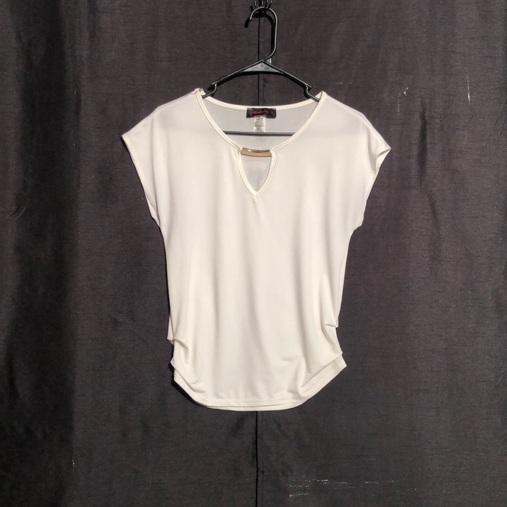 Women’s dress shirt